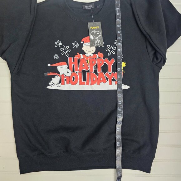 Peanuts Snoopy Happy Holidays Women's Black Long Sleeve Sweatshirt Size 1X NWT - Picture 10 of 11